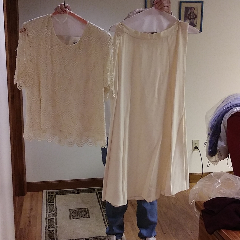 2 piece cream color skirt and short sleeve top